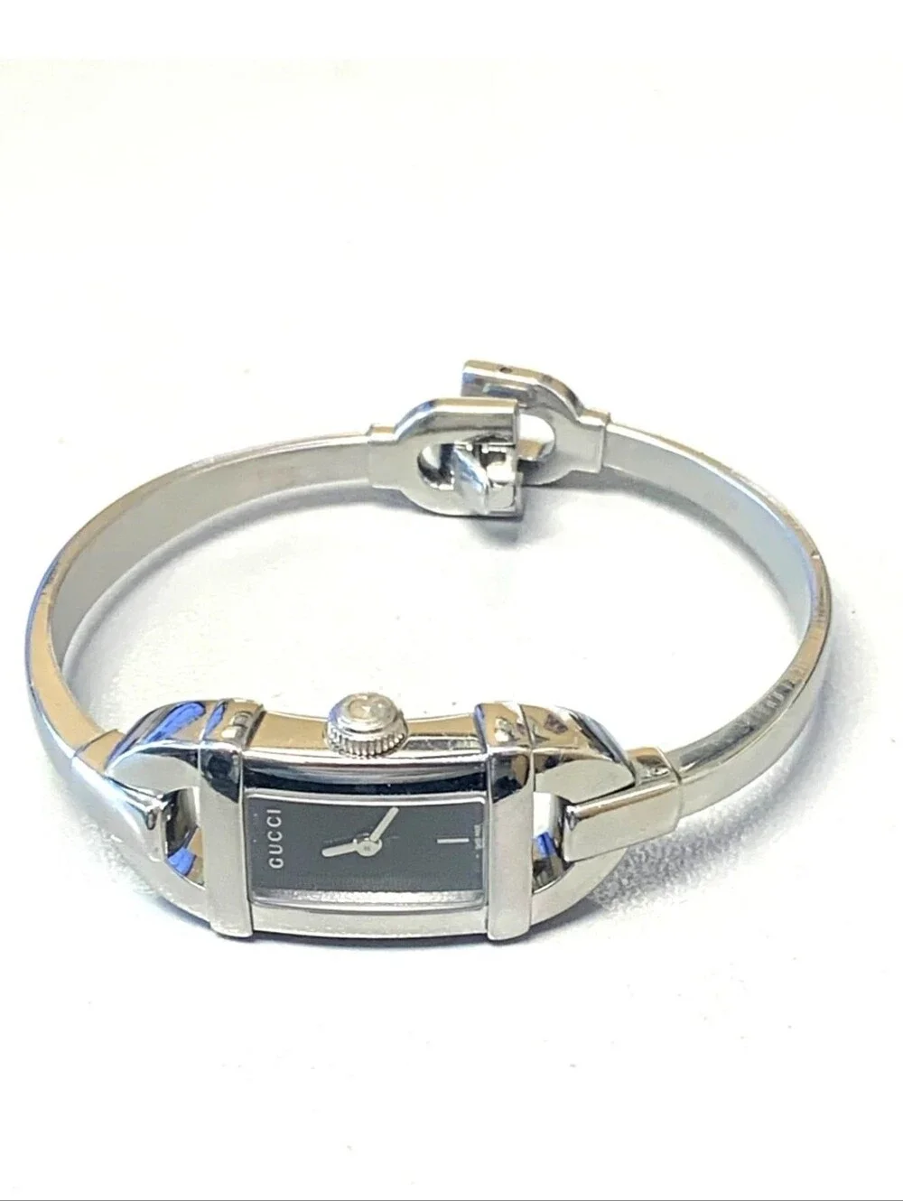 Gucci 6800L Bangle Watch: